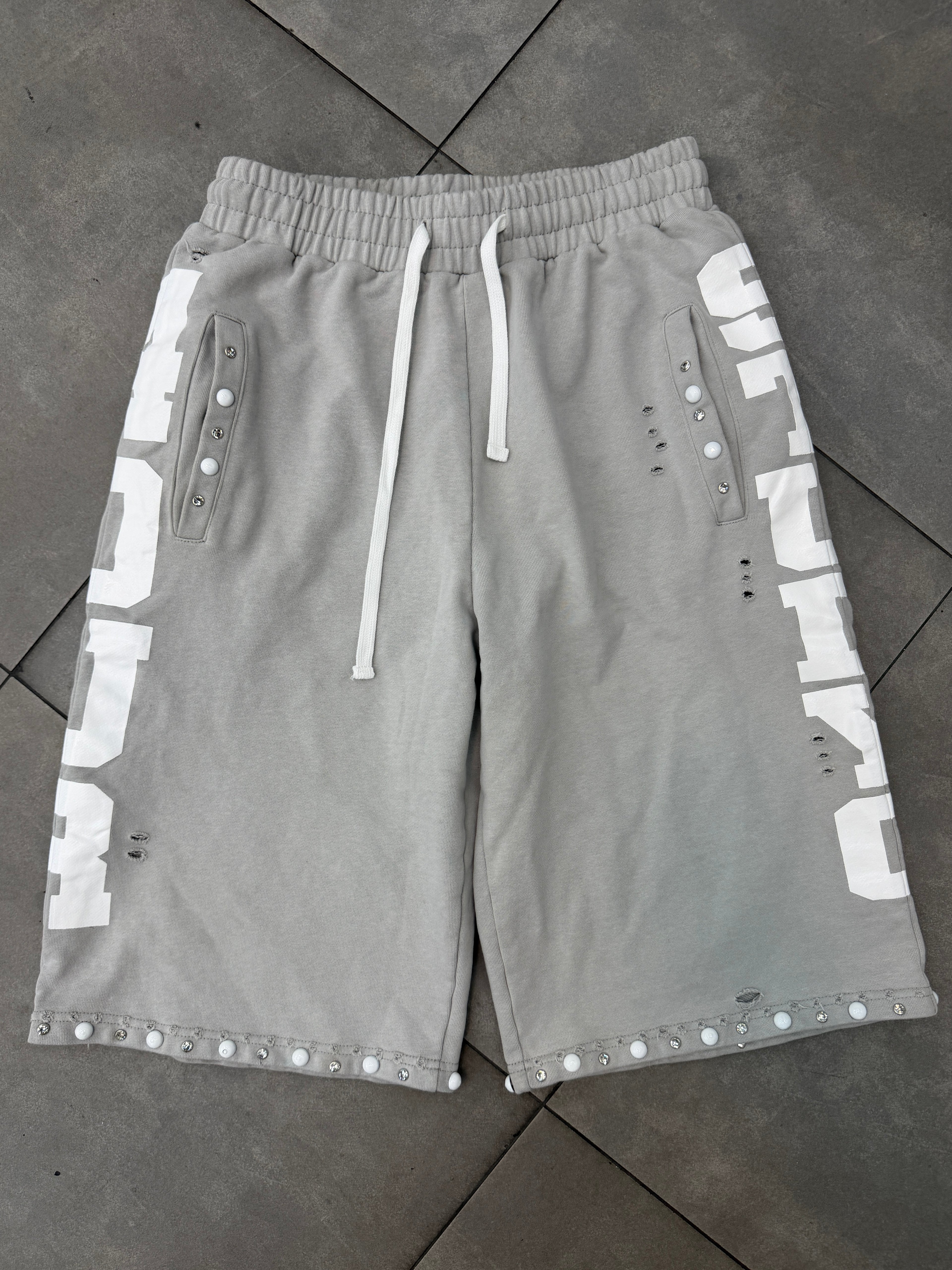 PEARLIZED 3/4 SWEAT SHORTS GREY